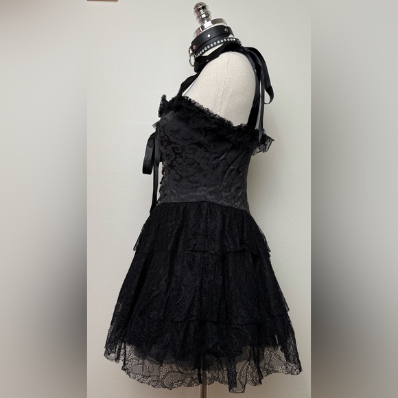 Dollskill Marie Antoinette Black They'll Eat Cake Costume Dress Set Medium - Picture 4 of 8
